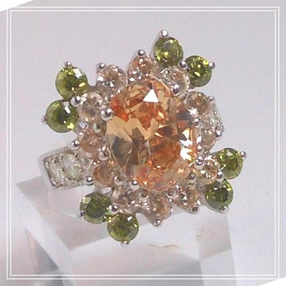 Vintage Sterling Silver Cocktail Ring Sparkly Sim Diamonds Thailand Size 7.25